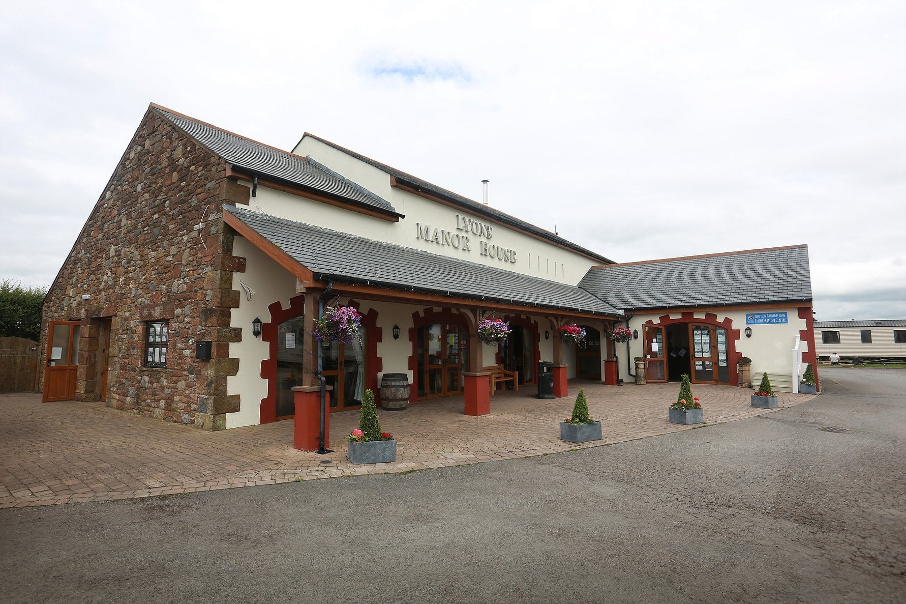 Lyons Manor House Caravan Park in Allonby, Lake District
